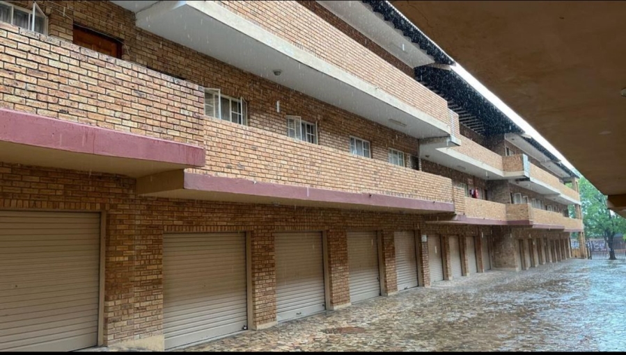 3 Bedroom Property for Sale in Rustenburg Central North West